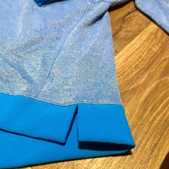 Under armour Kids button up fleece sweater 6/$50 - Picture 4 of 4